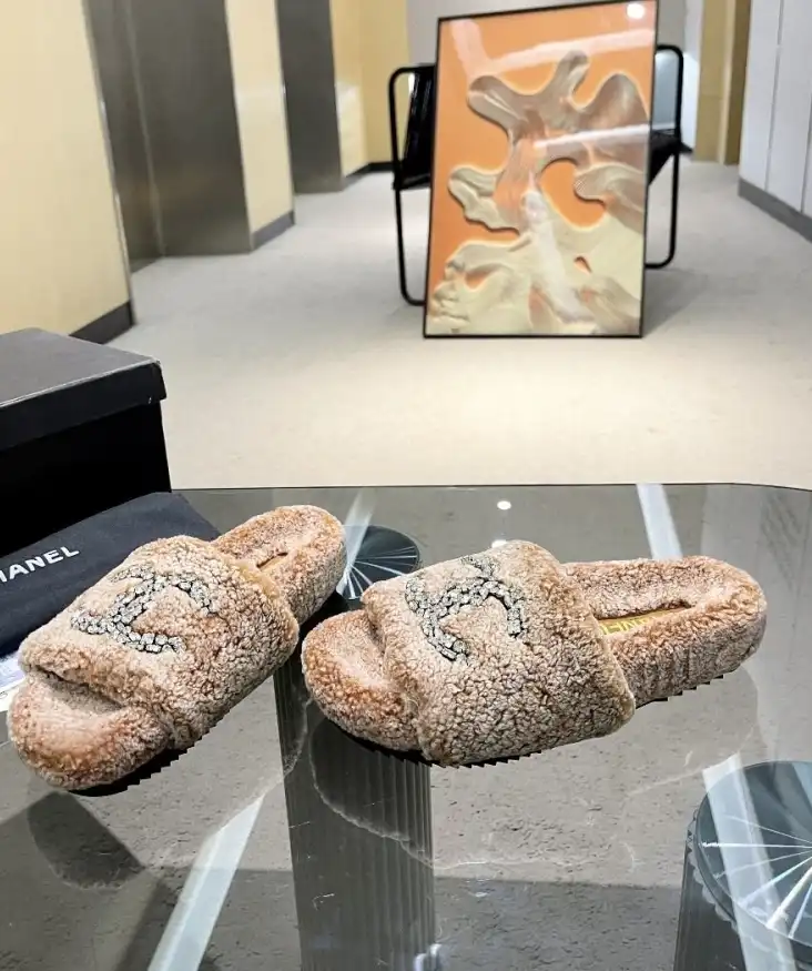 hype Chanel Slippers