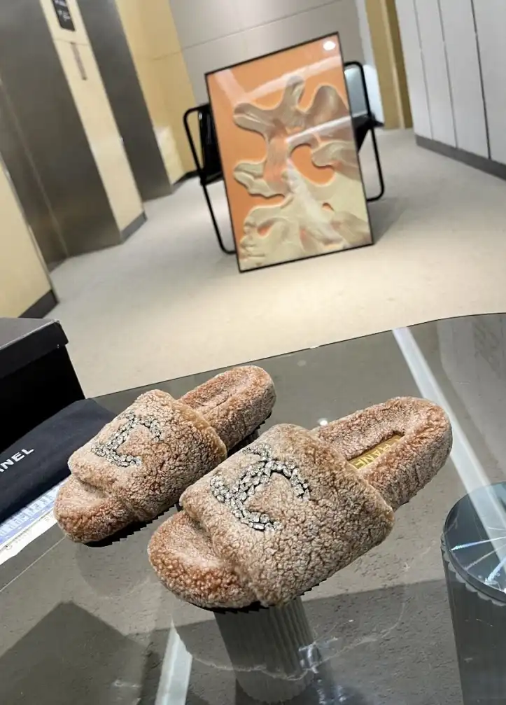 hype Chanel Slippers