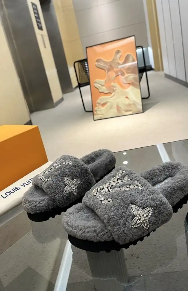 hype LV Slippers