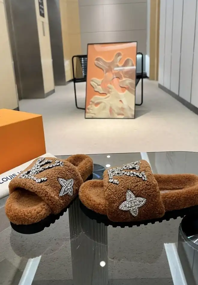 hype LV Slippers