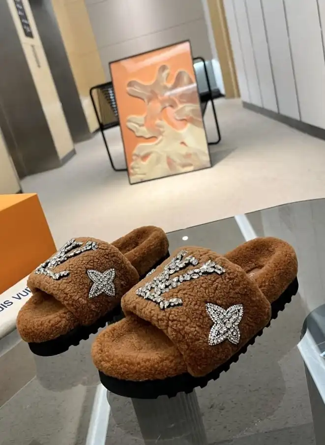 hype LV Slippers