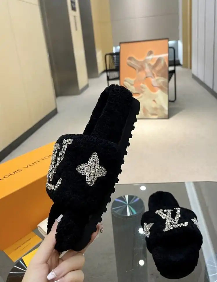 hype LV Slippers