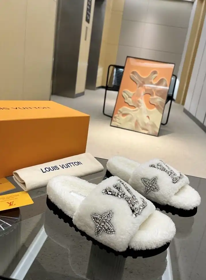 hype LV Slippers