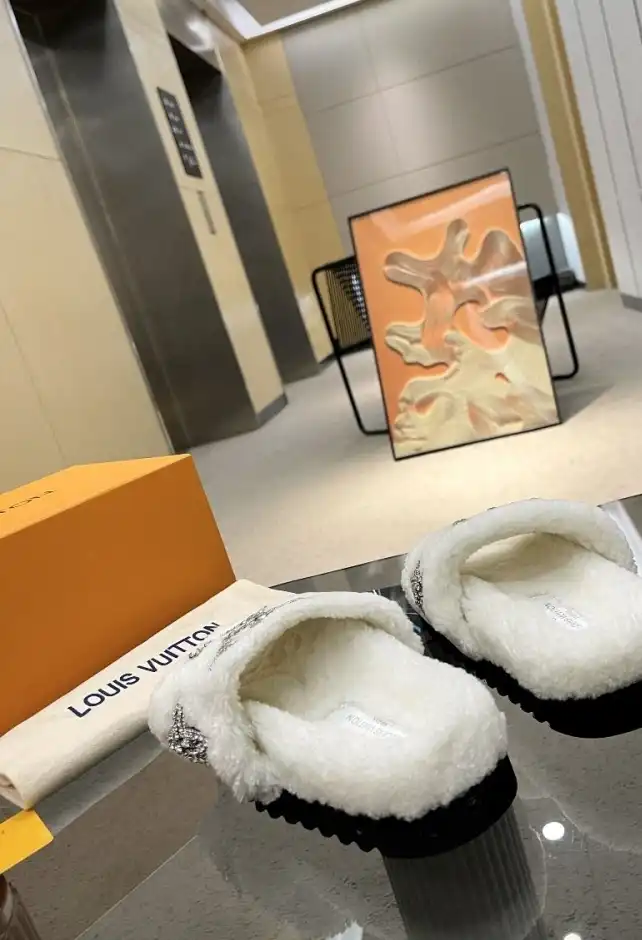 hype LV Slippers