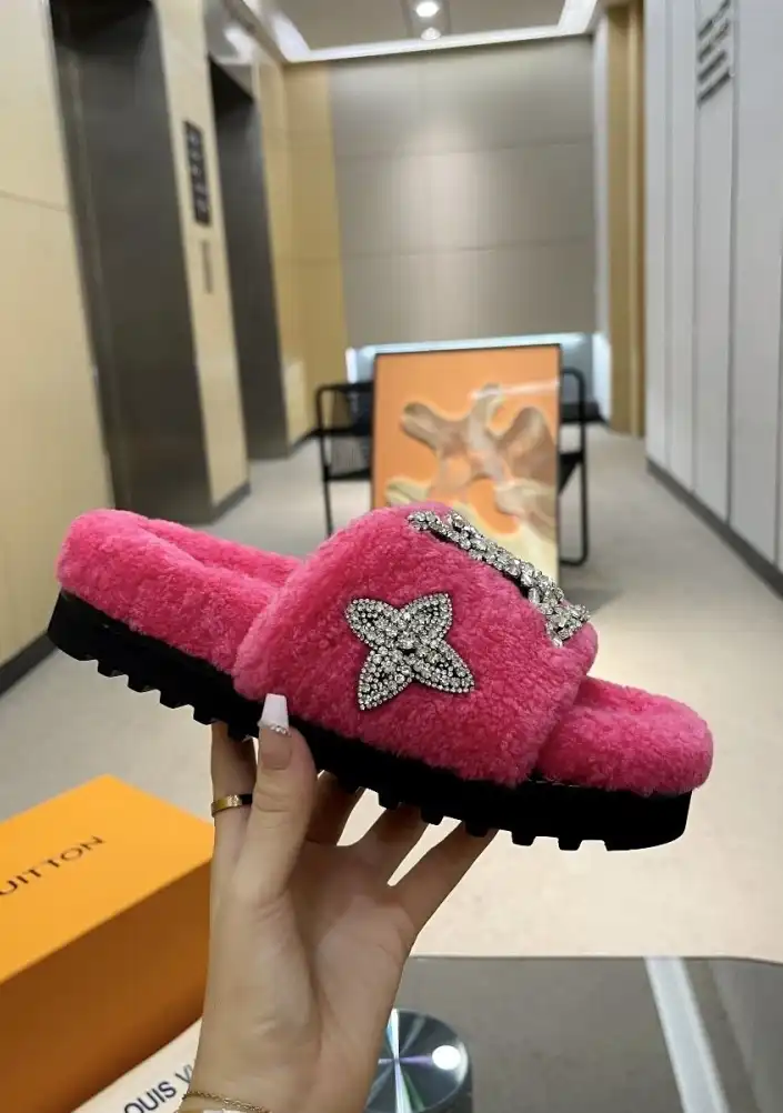 hype LV Slippers