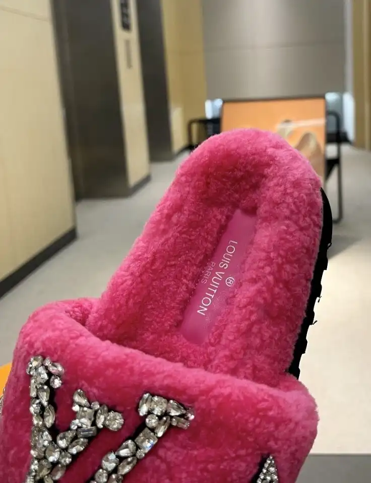 hype LV Slippers