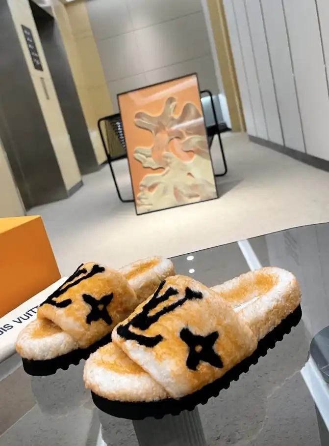 hype LV Slippers