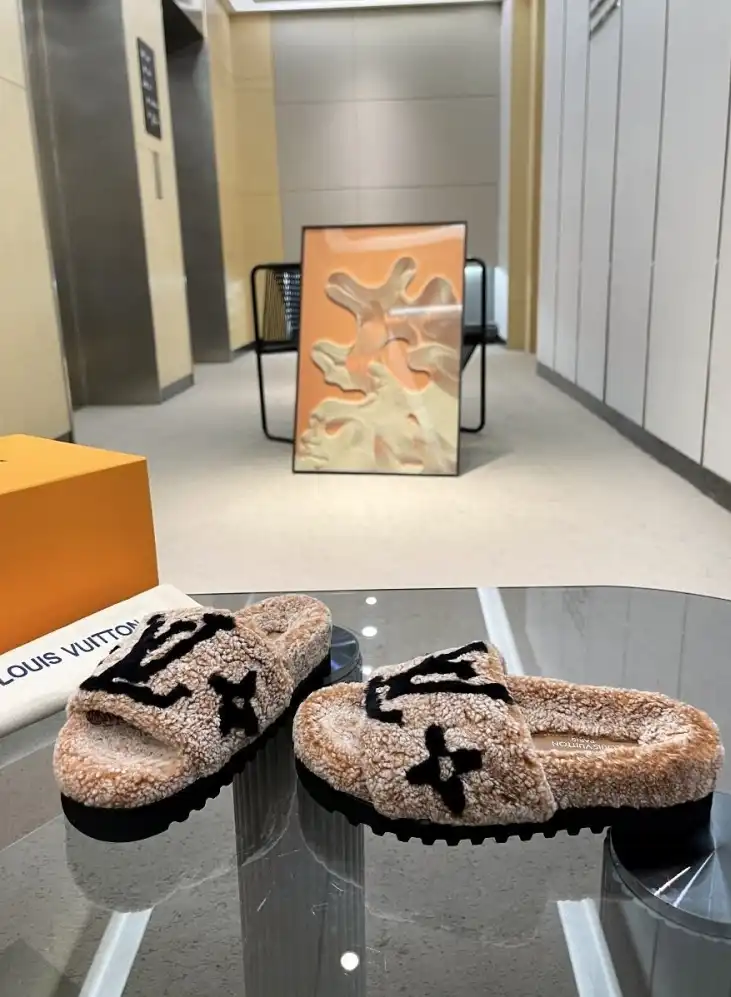 hype LV Slippers