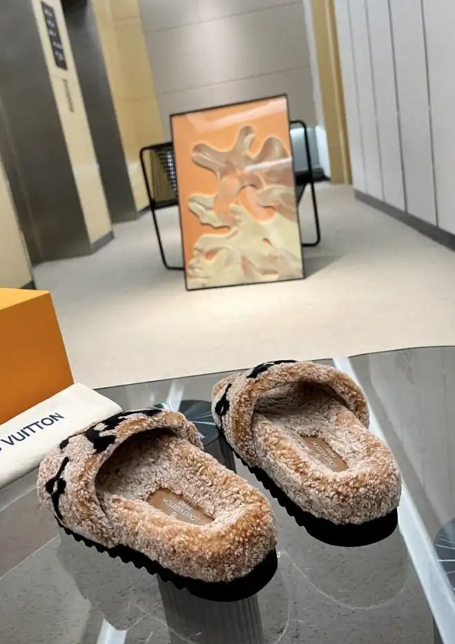 hype LV Slippers