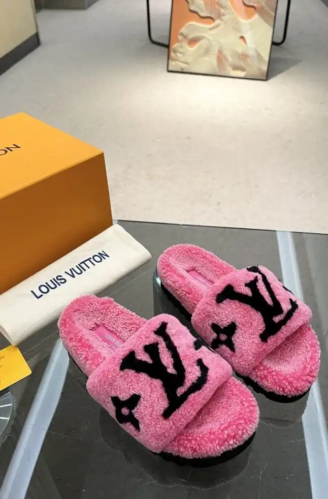 hype LV Slippers