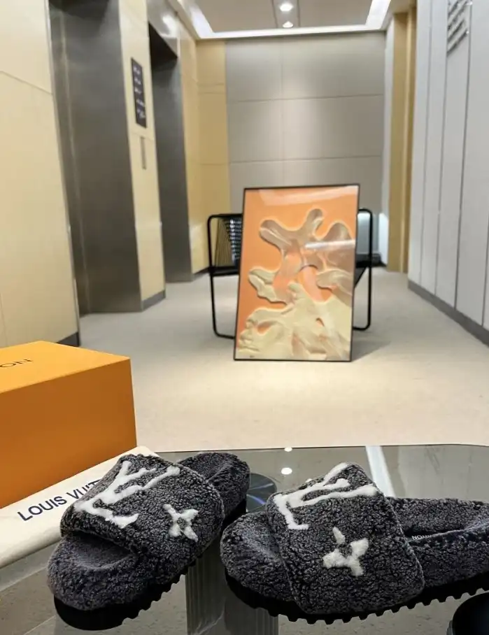 hype LV Slippers