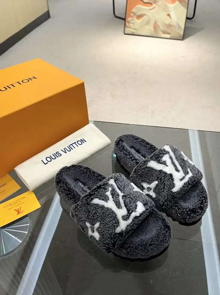 hype LV Slippers