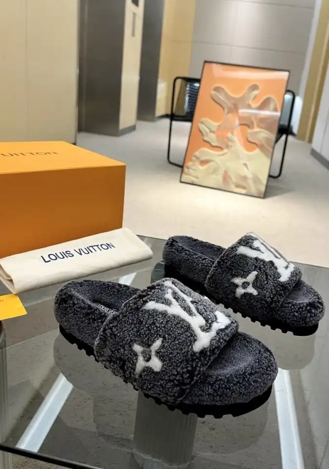 hype LV Slippers