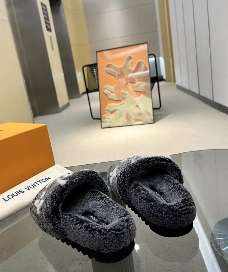 hype LV Slippers