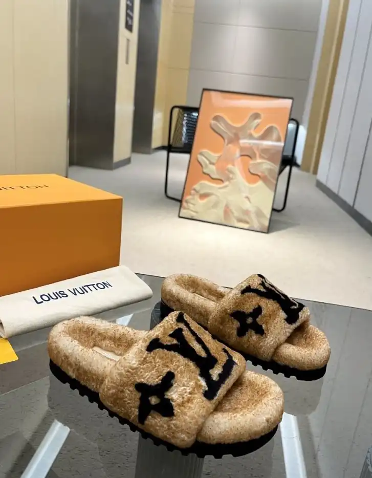 hype LV Slippers