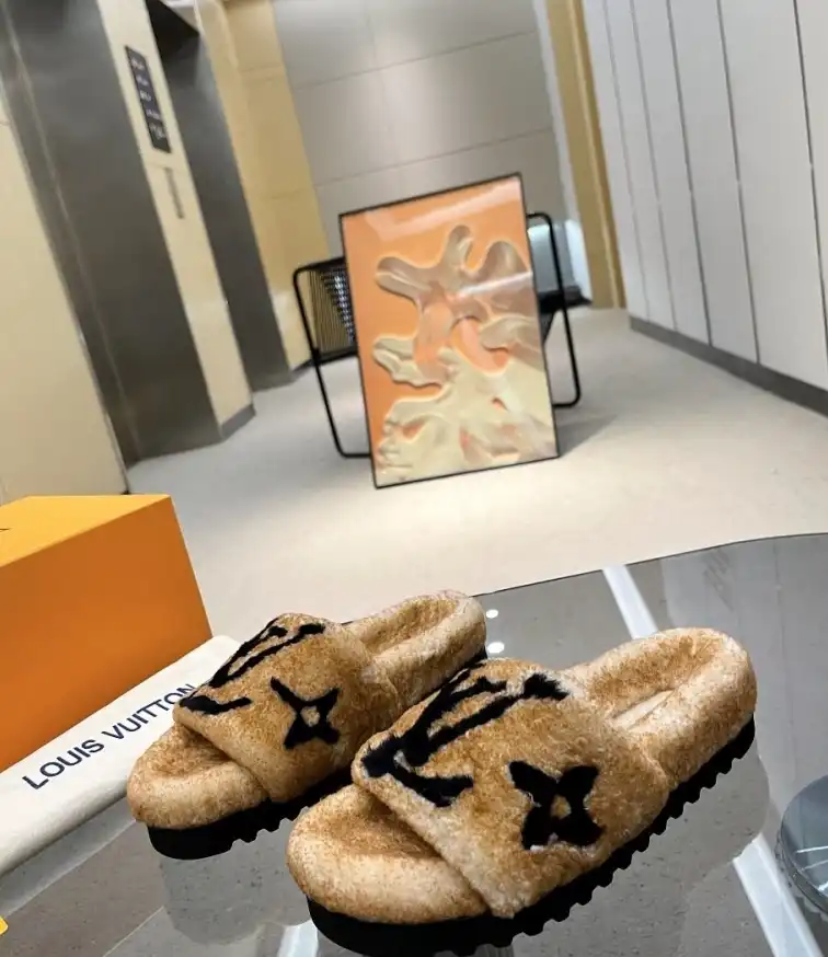 hype LV Slippers