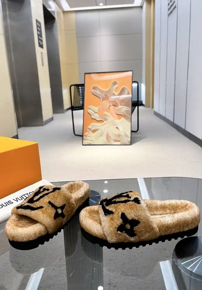 hype LV Slippers