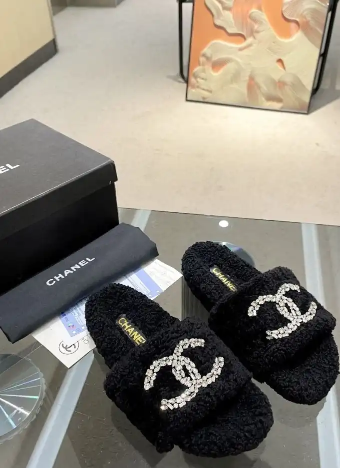 hype Chanel Slippers