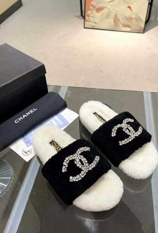 hype Chanel Slippers