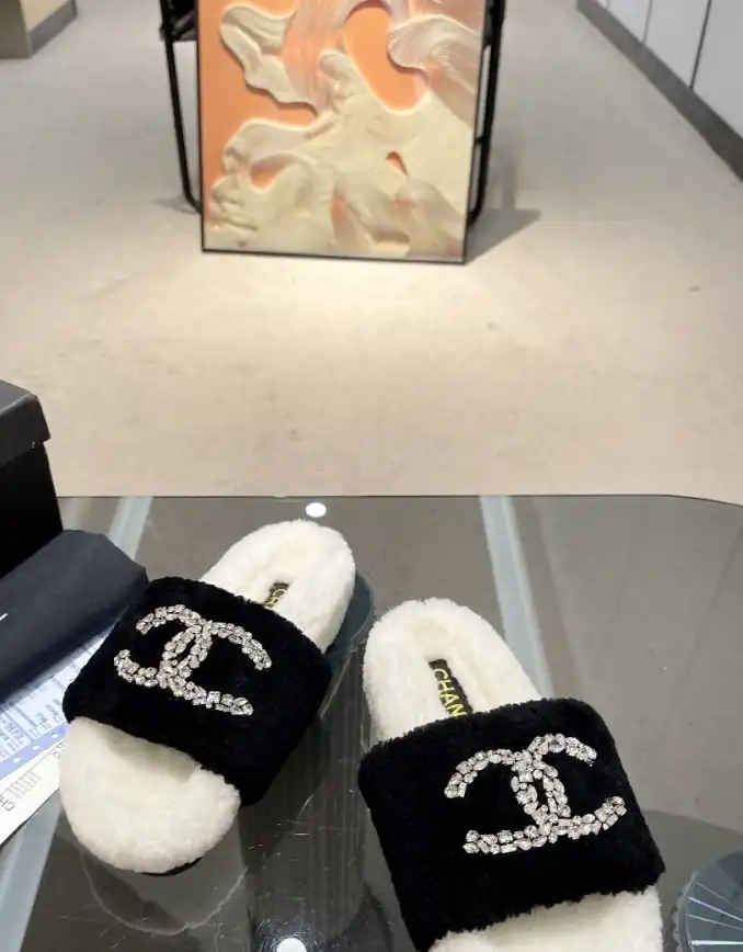 hype Chanel Slippers