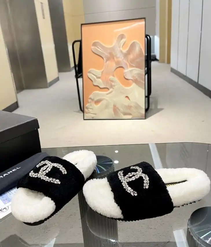 hype Chanel Slippers