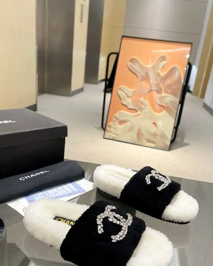 hype Chanel Slippers