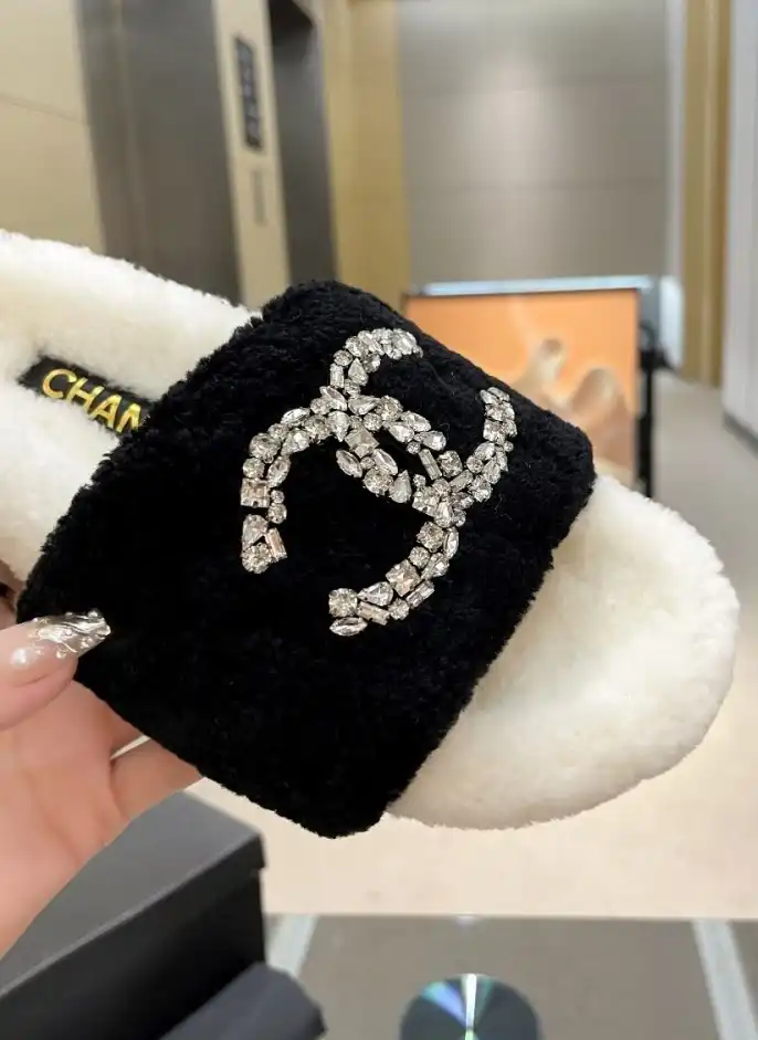 hype Chanel Slippers