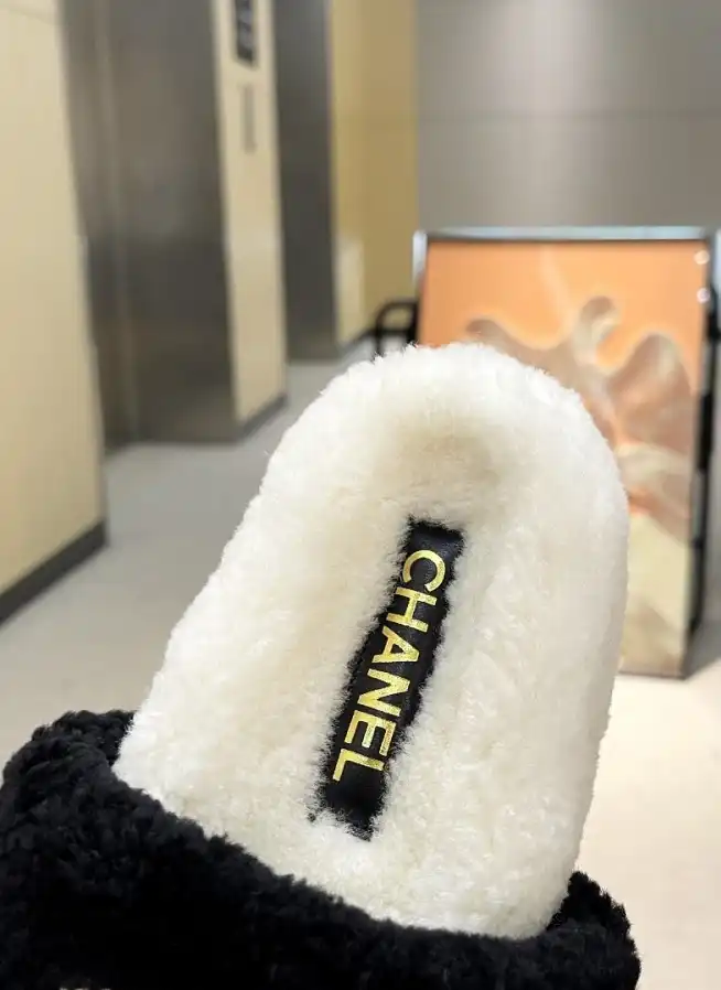 hype Chanel Slippers