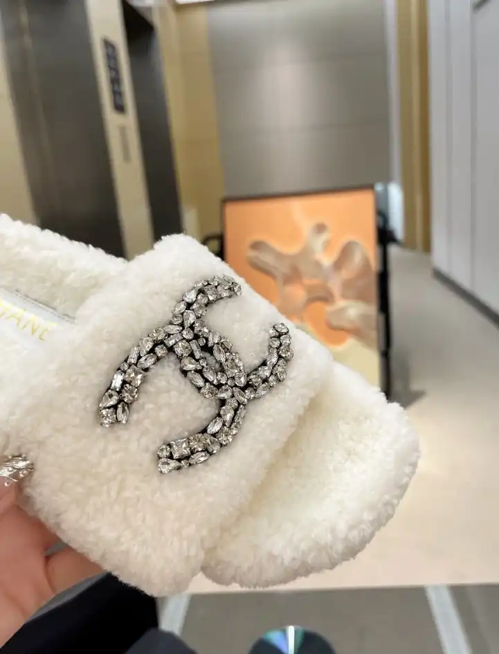 hype Chanel Slippers