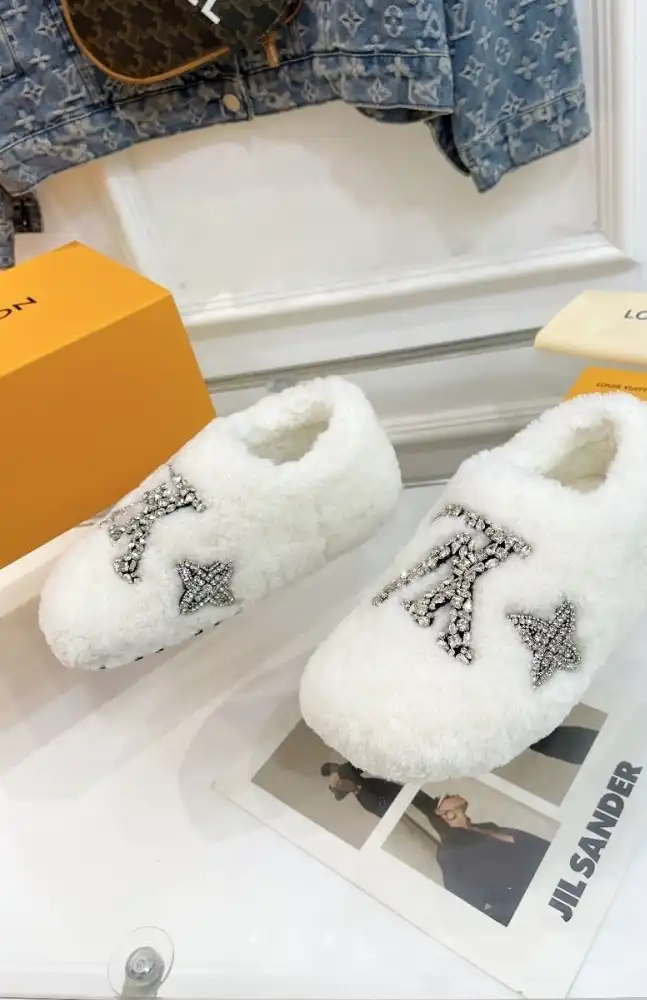 hype LV Slippers