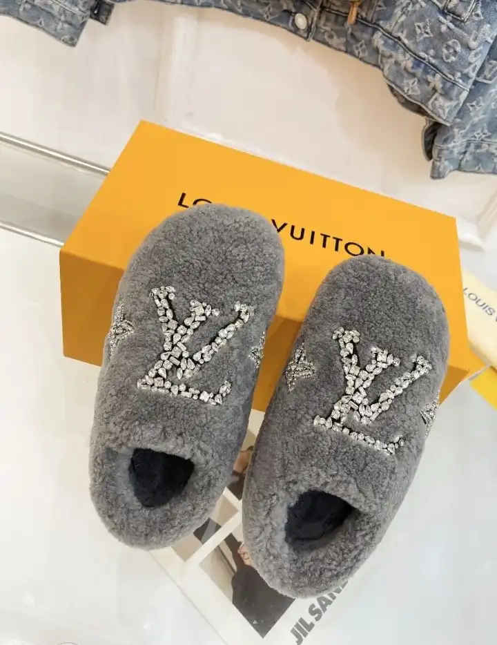 hype LV Slippers