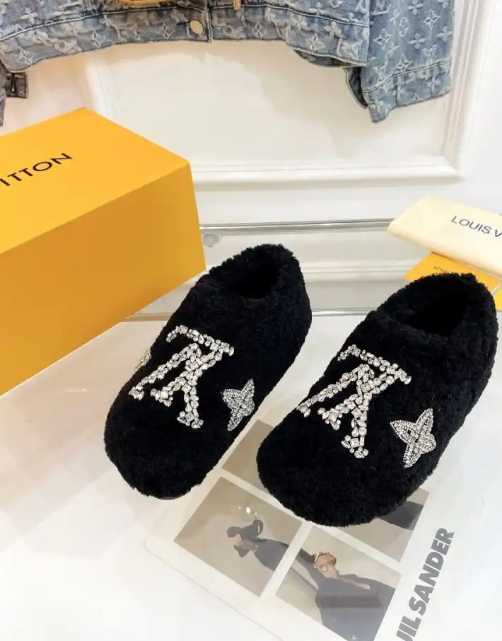 hype LV Slippers