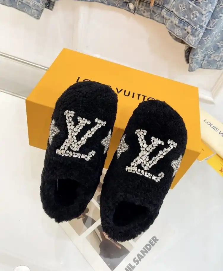 hype LV Slippers