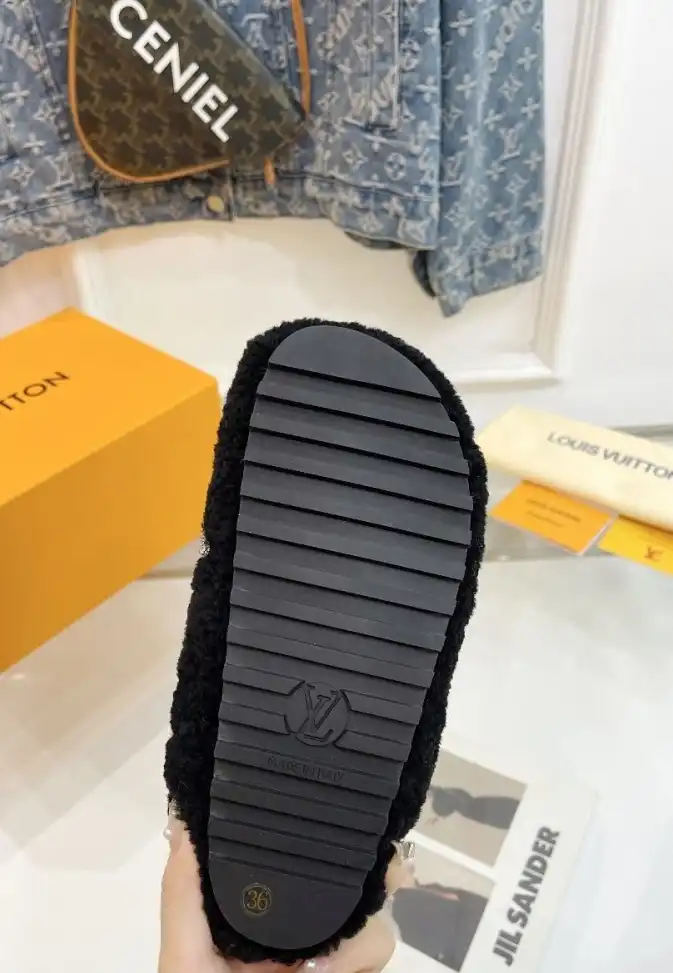 hype LV Slippers