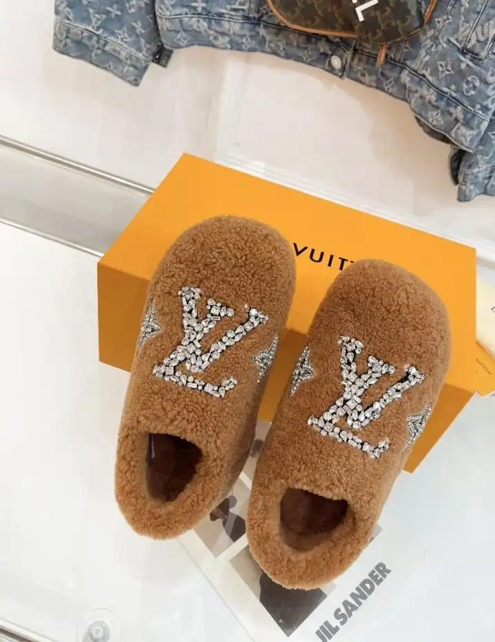 hype LV Slippers