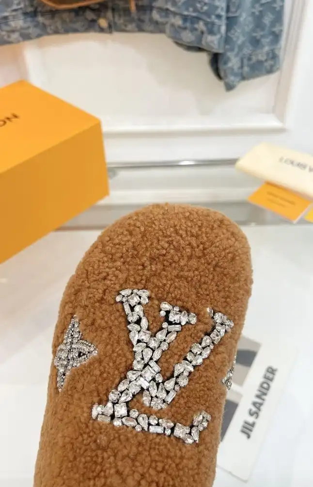 hype LV Slippers