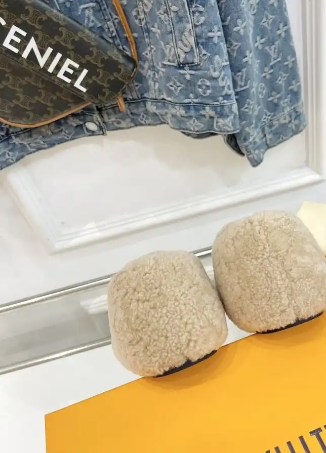 hype LV Slippers