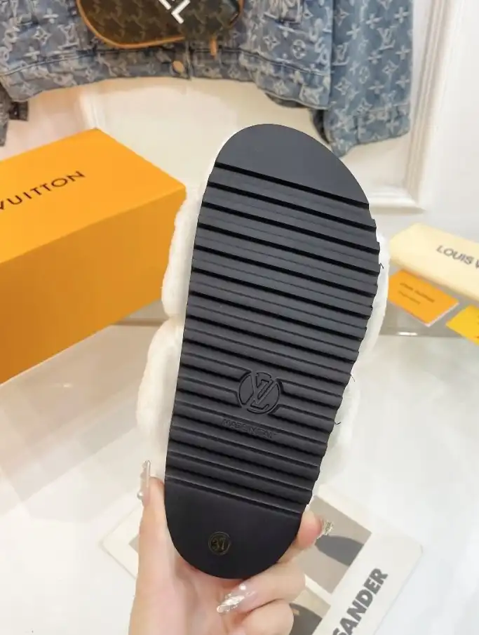 hype LV Slippers