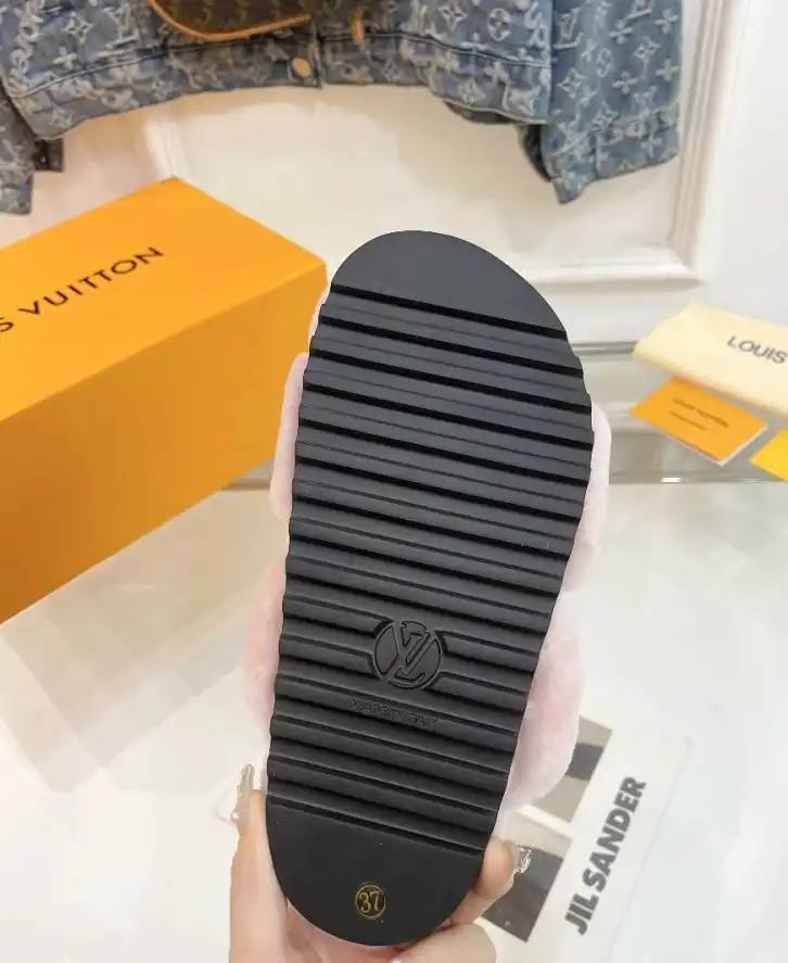 hype LV Slippers