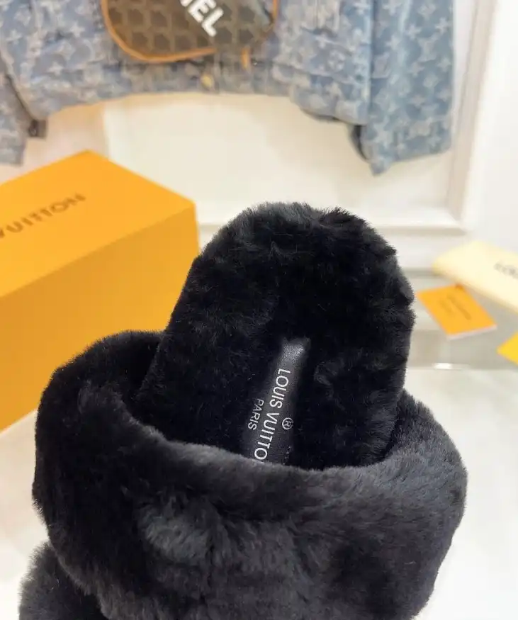 hype LV Slippers