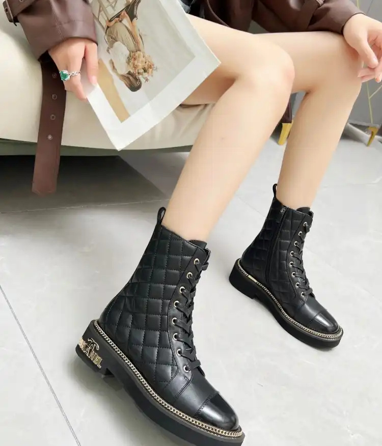 hype Chanel Boots