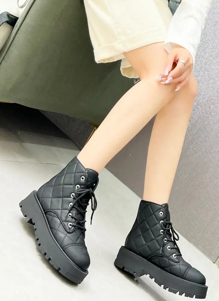 hype Chanel Boots