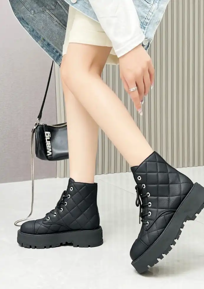 hype Chanel Boots