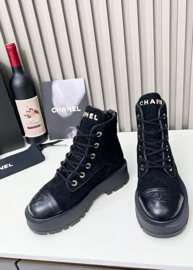 hype Chanel Boots