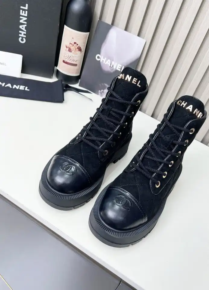 hype Chanel Boots