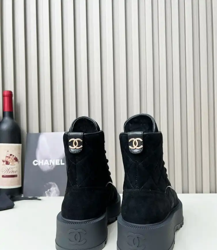 hype Chanel Boots