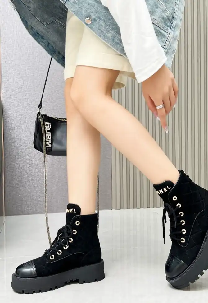 hype Chanel Boots