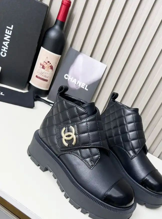 hype Chanel Boots