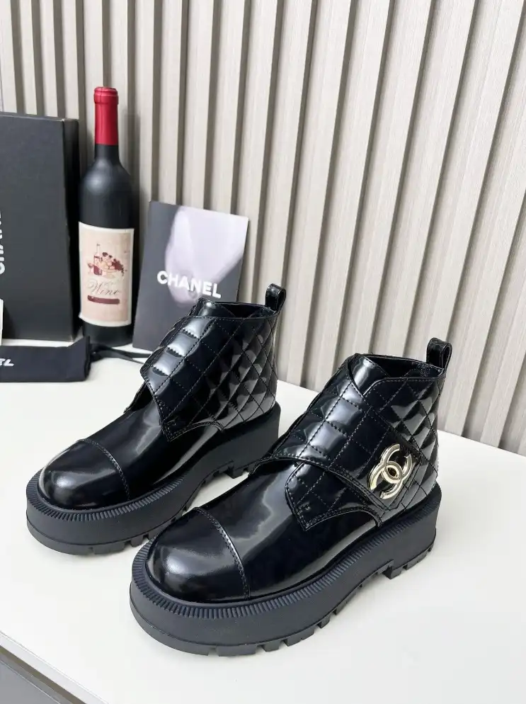 hype Chanel Boots