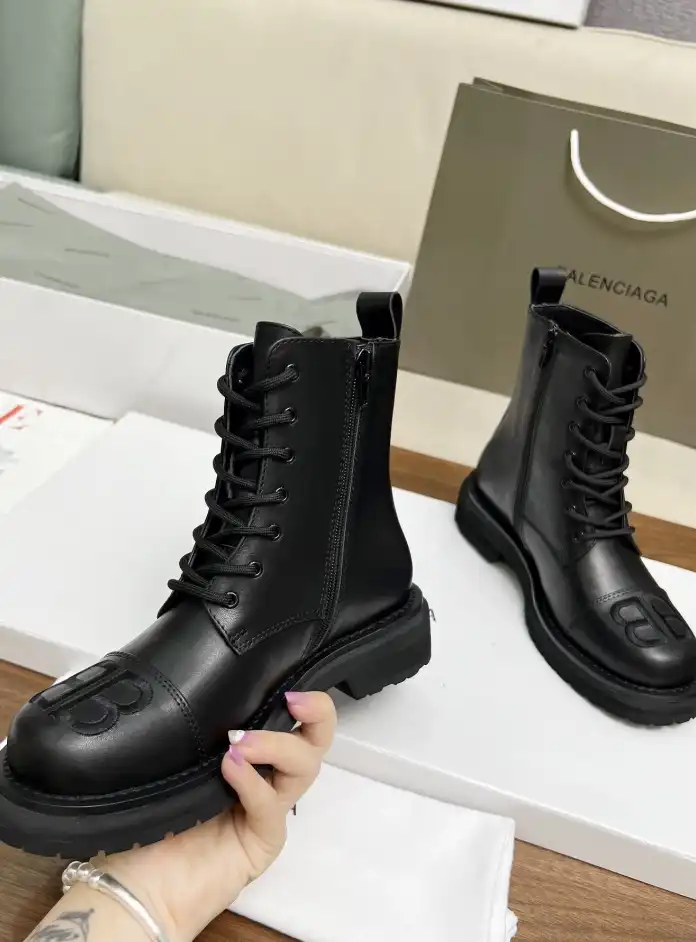 hype Balenciaga Boots